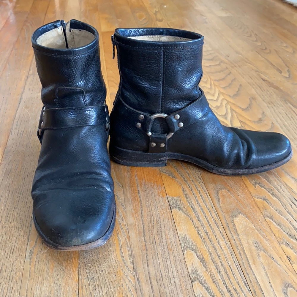 Frye Phillip Harness short boots
